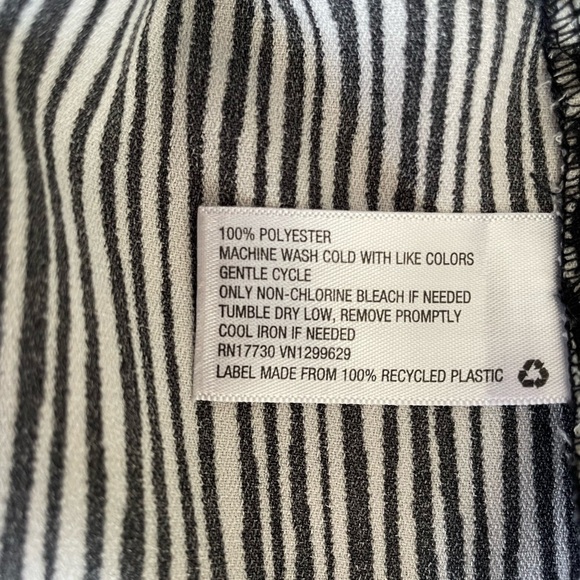 Black & White Pin Stripe Maxi Shirt Dress Front Pockets Size M - Picture 5 of 7